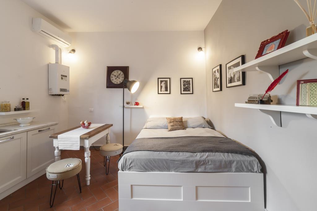 Central Pitti Studio Flat フィレンツェ エクステリア 写真