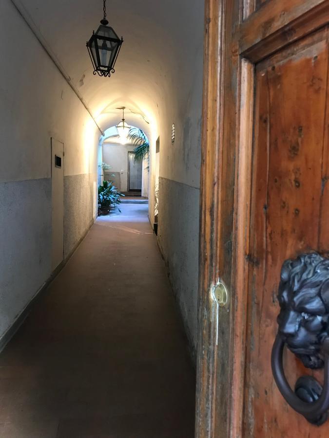Central Pitti Studio Flat フィレンツェ エクステリア 写真